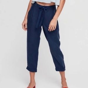 Aritzia Wilfred Allant Trouser Cropped Pant Blue Linen Blend